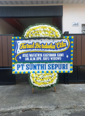 Papan Bunga Duka di Porong