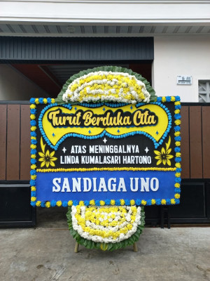 Papan Bunga Duka di Porong