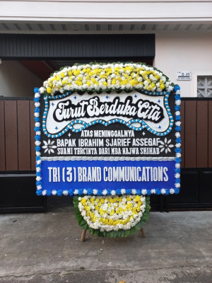 Papan Bunga Duka di Porong